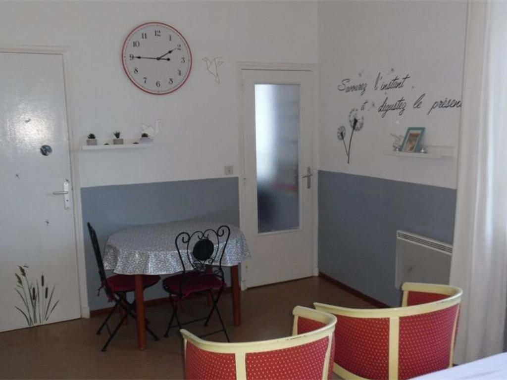 Appartement Studio Amélie-les-Bains-Palalda, 1 pièce, 4 personnes - FR-1-703-143 46 avenue du Vallespir 2e étage - Apt N°21 66110 Amélie-les-Bains-Palalda