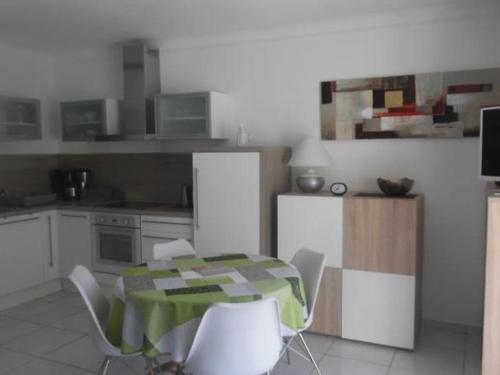 Studio Amélie-les-Bains-Palalda, 1 pièce, 6 personnes - FR-1-703-57