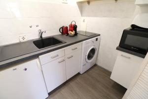 Studio Antibes, 5 mins from the Palais and Croisette 119