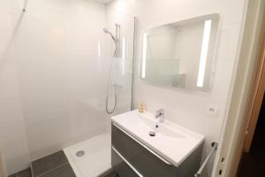 Studio Antibes, 5 mins from the Palais and Croisette 119