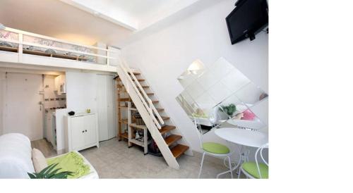 Studio- Antibes-Juan les Pins- Cote d'Azur