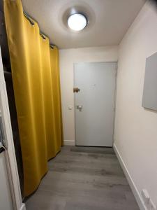 Studio Antibes wifi Pool Residence and Parking Place