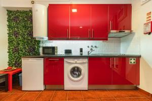 Studio Apartment (05) - Tv. da Madalena