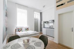 Studio Apartment for 3