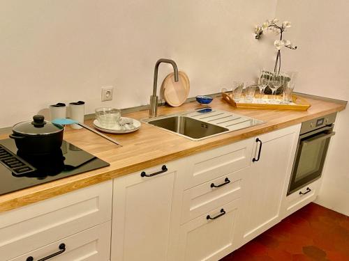 Studio-Apartment ZENTRAL in Vohenstrauß*Netflix*Parkplatz*