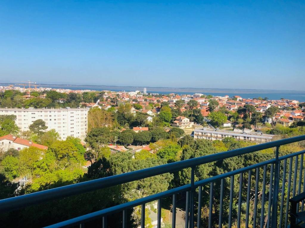 Studio Arcachon, 1 pièce, 4 personnes - FR-1-433-76 50 bis, boulevard Deganne Résidence Plein Ciel - 11ème étage - Porte B, 33120 Arcachon