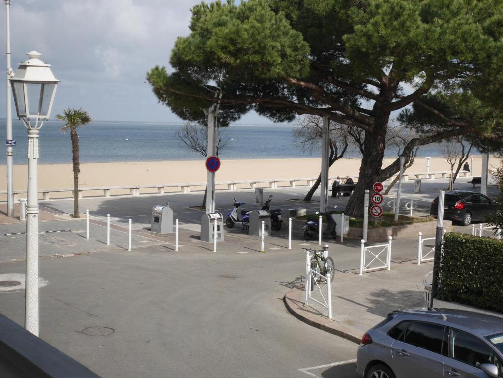 Appartement Studio Arcachon vue mer en hyper centre 1 Rue Grenier 33120 Arcachon