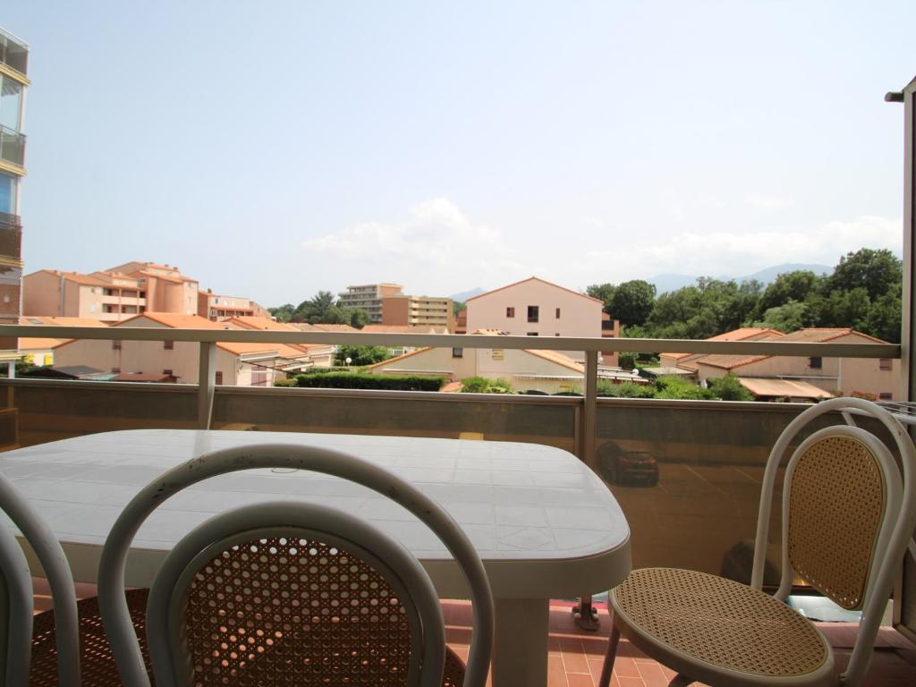 Studio Argelès-sur-Mer, 1 pièce, 2 personnes - FR-1-309-344 Résidence le petit bois bât A2 Appt 374 Avenue du Tech 1er étage, 66700 Argelès-sur-Mer