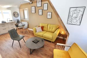 STUDIO'ART 6 * DUPLEX MEZANNINE * HYPER CENTRE