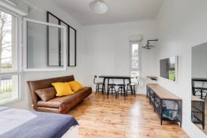 Studio Art - Shopping center and train station 500m - Disneyland Paris 5min