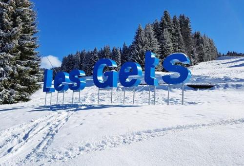 Studio at Les Gets 300 m away from the slopes with garden and wifi