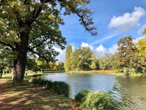 Studio au calme avec jardin à 30min de Paris ou Versailles station Vesinet Le Pecq RER A OUEST