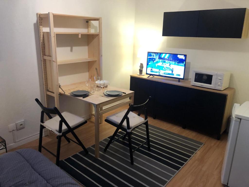 Studio au centre des 2 alpes Diamant 2, porte 22, 2ième étage 1 Rue Desterres de Venosc, 38860 Les Deux Alpes