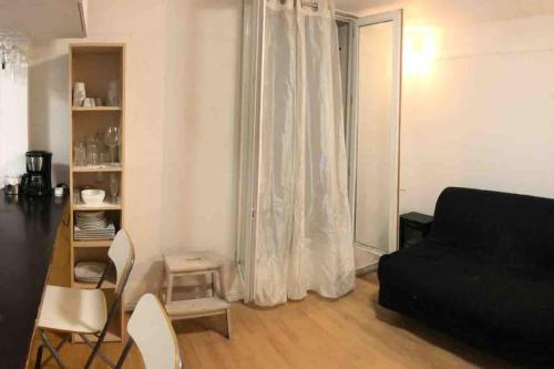 Studio au coeur de Montmartre, chambre séparée