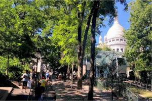 Appartement Studio au coeur de Montmartre, chambre séparée 11 Rue Gabrielle 75018 Paris Île-de-France