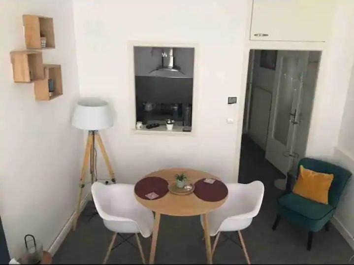 Appartement Studio au pays du Champagne 8 Rue Champ Reton 51200 Épernay