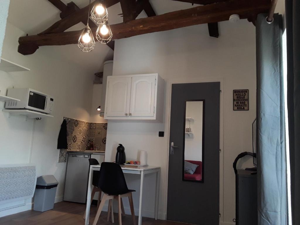 Appartement Studio Augouard, plein centre 5 Rue Prosper Augouard 86000 Poitiers