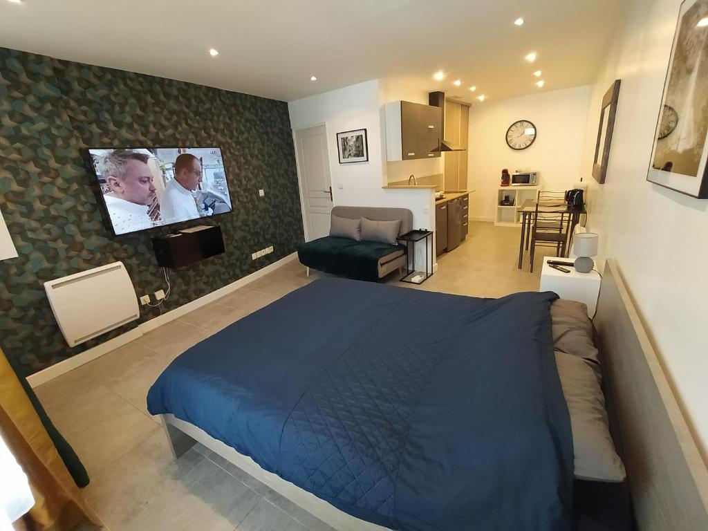 Appartement Studio Autonome Cosy à 2km de Roissy en France 6 Rue de Paris 95500 Vaudherland
