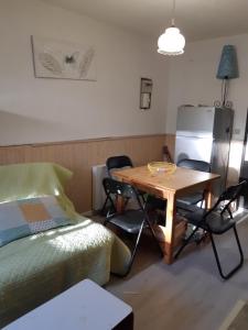 studio aux angles 4/5 places