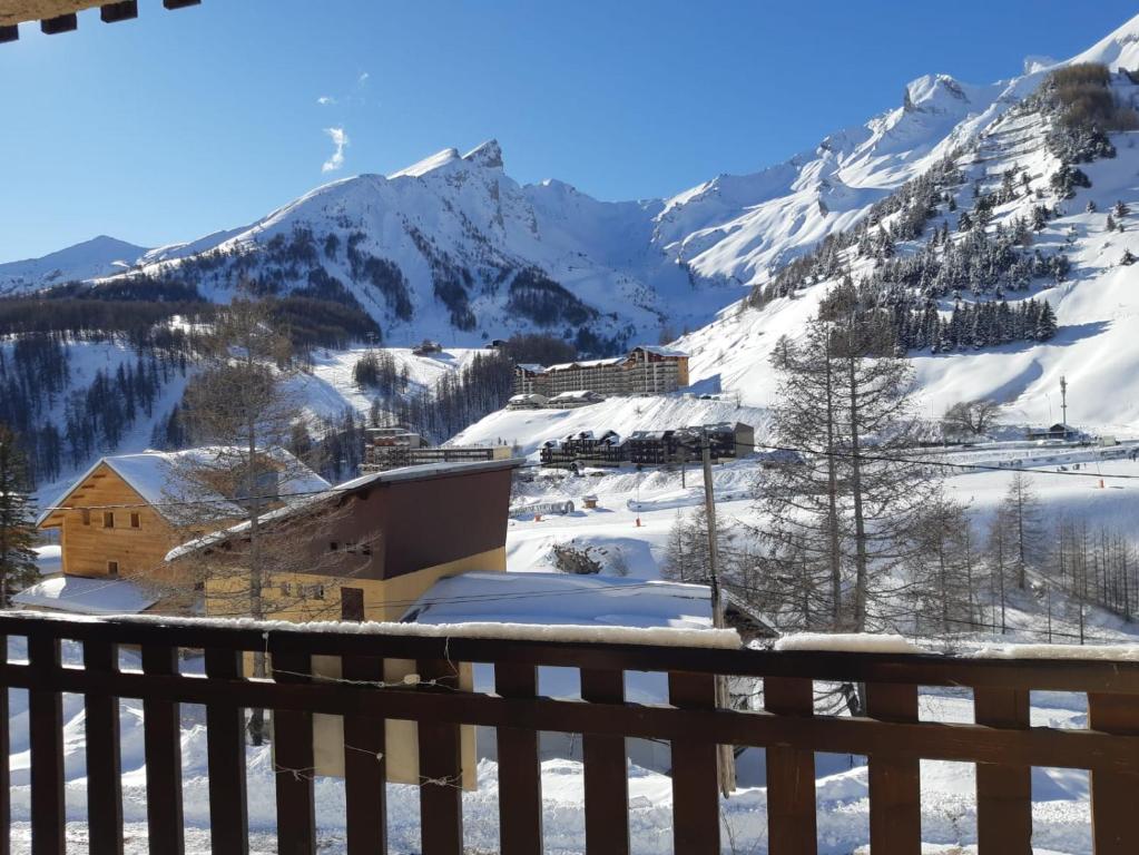 Studio aux pieds des pistes La Sestrière, 04260 La Foux