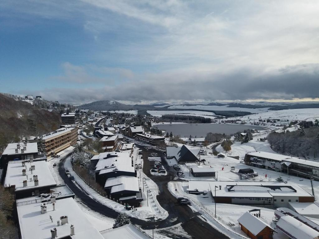 Appartement studio aux pieds des pistes Tour de la biche Rue Marcel Gauthier 15 63610 Besse-et-Saint-Anastaise