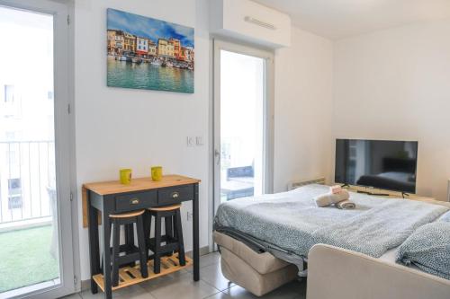 Studio avec balcon à 5 min de la place Castellane