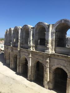 Appartement Studio avec balcon donnant sur les Arènes d’Arles 24 Rond-Point des Arènes 13200 Arles Provence-Alpes-Côte d\'Azur