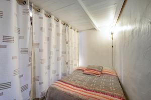 Studio avec balcon et wifi a Villeneuve les Avignon