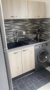 Appartement Studio avec balcon, plage à 150 mètres 1 Rue Léon et Léo David 85100 La Rudelière Pays de la Loire