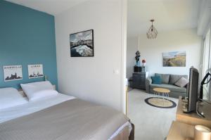 Studio avec chambre - Balcon et à 20m de la mer