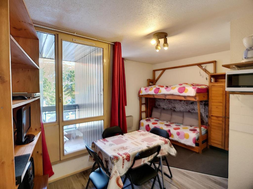 Studio avec jardin à 5 min du Parc Walibi 47310 Roquefort