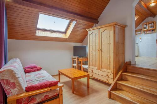 Studio avec jardin amenage et wifi a La Garde a 8 km des pistes