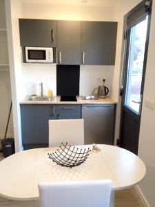 Studio avec jardin clos et wifi a Rennes
