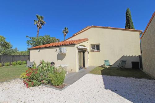 Studio avec jardin et terrasse