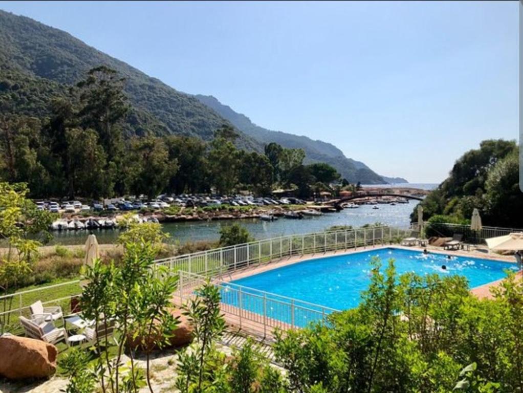 Studio avec jardin - garage - 500m des plages 06500 Menton
