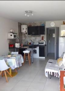 Appartement Studio avec jardinet 40 Passage de la Misaine, La goélette n 32 11430 Gruissan Languedoc-Roussillon