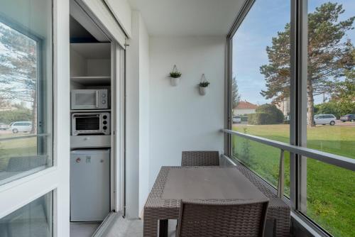 Studio avec loggia - à 200m de la plage - Parking