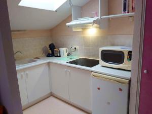 Studio avec piscine partagee jardin clos et wifi a Duravel