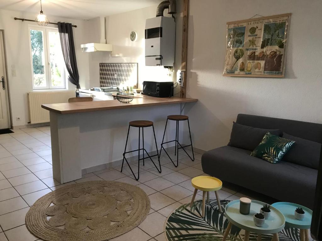 Appartement studio avec place de parking Rue de Grillet 11 03400 Yzeure