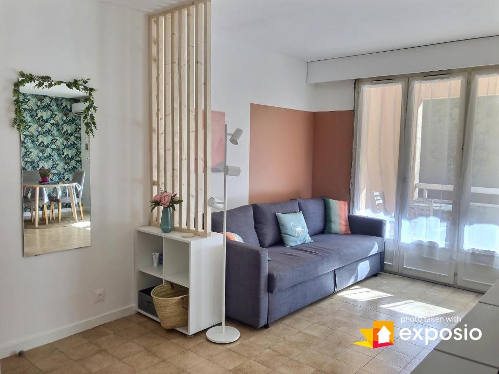 Appartement Studio avec terrasse au coeur de l'Ardèche 30 Rue Camille Arnaud 07300 Tournon-sur-Rhône