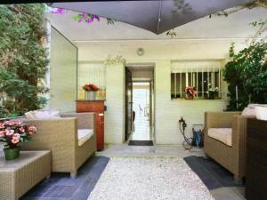 Studio avec terrasse et jardin au calme