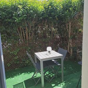 Studio avec terrasse et parking proche centre ville