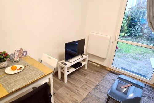 Studio avec terrasse et wifi a Strasbourg