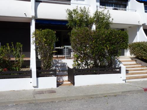 Studio avec terrasse Port Camargue résidence en front de mer