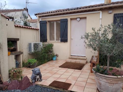 Studio avec terrasse