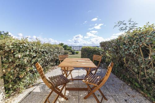 Studio avec terrasse vue sur port du Crouesty