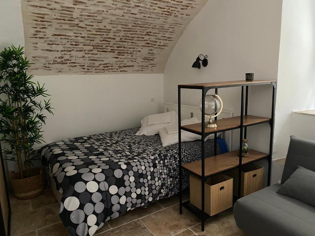 Studio avec une belle voûte en pierre 2 Rue des 3 Baudus, 46000 Cahors