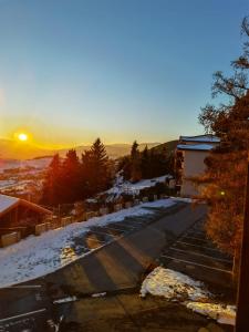 Appartement Studio avec vue panoramique sur la montagne 16 Rue du Docteur Cappelle 66120 Font-Romeu-Odeillo-Via Languedoc-Roussillon