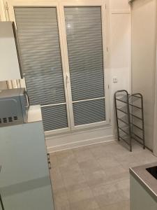 Studio Avenue des Champs-Elysées