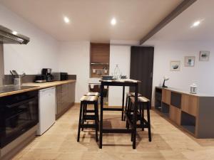Studio Avignon, 1 pièce, 2 personnes - FR-1-698-10